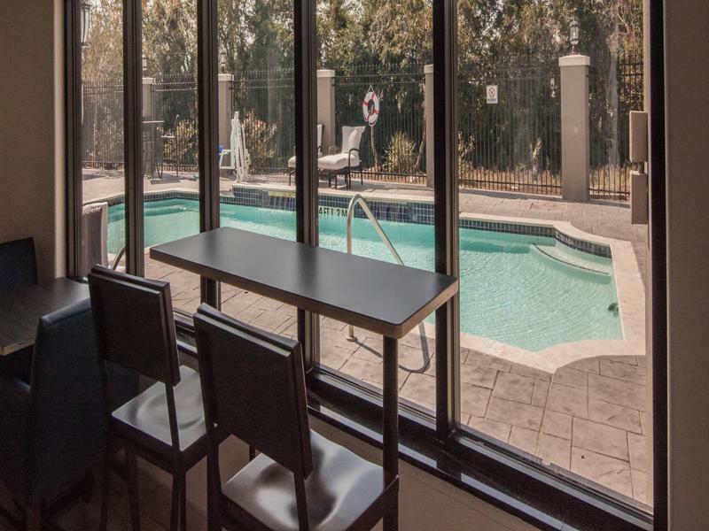 Holiday Inn Express Houston-Alvin By Ihg Kültér fotó