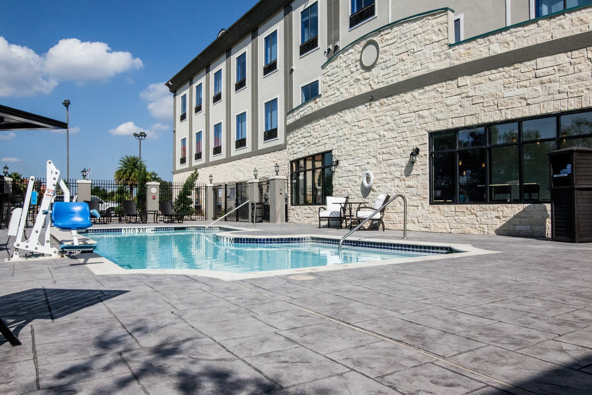 Holiday Inn Express Houston-Alvin By Ihg Kültér fotó