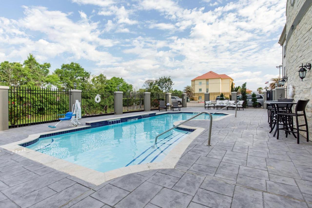 Holiday Inn Express Houston-Alvin By Ihg Kültér fotó